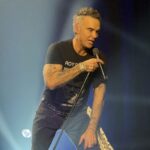 Let me Entertain You